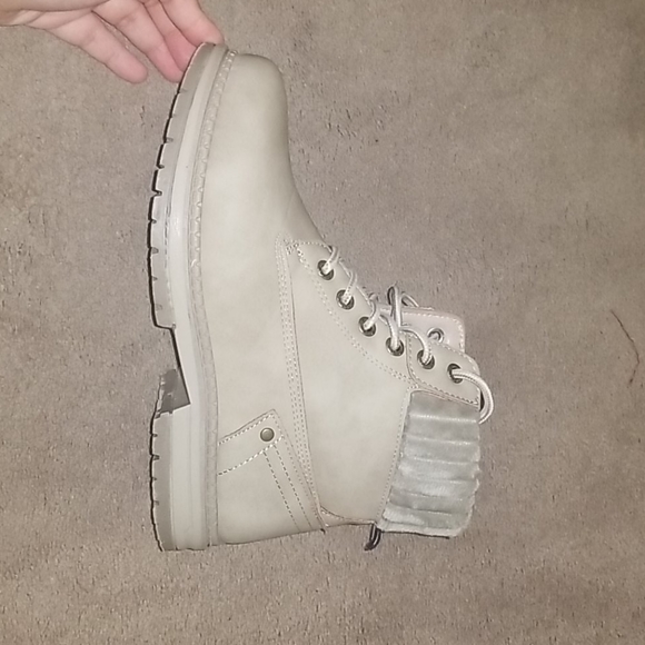 Dirty Laundry Women's Alpine Ankle Boots sz 6 Ston - Picture 3 of 8